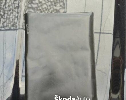 Черный Шкода Октавия, объемом двигателя 1.6 л и пробегом 158 тыс. км за 5200 $, фото 3 на Automoto.ua