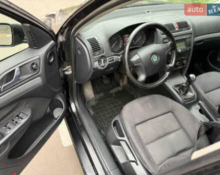 Черный Шкода Октавия, объемом двигателя 1.9 л и пробегом 300 тыс. км за 2950 $, фото 20 на Automoto.ua