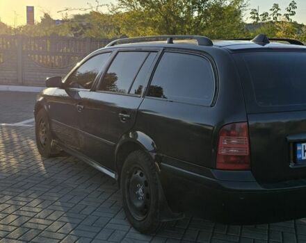Черный Шкода Октавия, объемом двигателя 1.9 л и пробегом 621 тыс. км за 4200 $, фото 4 на Automoto.ua