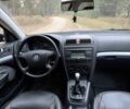 Черный Шкода Октавия, объемом двигателя 1.6 л и пробегом 220 тыс. км за 5450 $, фото 12 на Automoto.ua