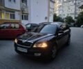 Черный Шкода Октавия, объемом двигателя 1.6 л и пробегом 291 тыс. км за 5416 $, фото 1 на Automoto.ua