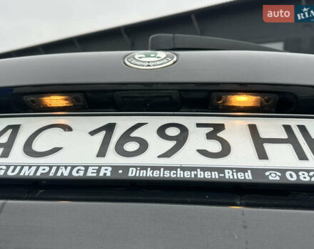 Черный Шкода Октавия, объемом двигателя 1.98 л и пробегом 259 тыс. км за 4999 $, фото 8 на Automoto.ua