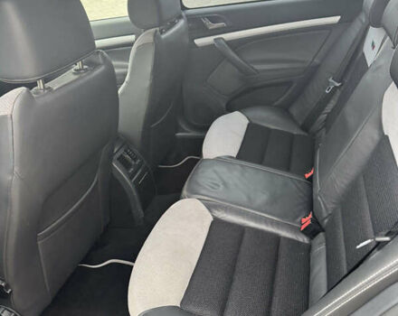 Черный Шкода Октавия, объемом двигателя 2 л и пробегом 180 тыс. км за 7777 $, фото 9 на Automoto.ua