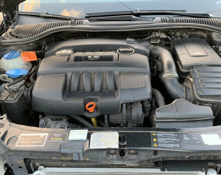 Черный Шкода Октавия, объемом двигателя 1.6 л и пробегом 265 тыс. км за 6450 $, фото 16 на Automoto.ua