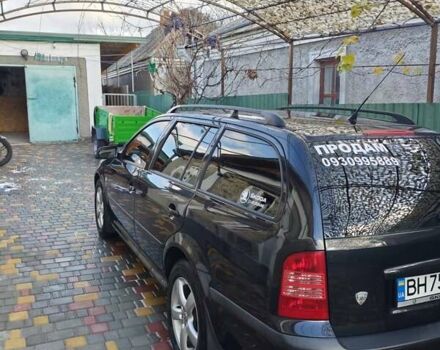 Черный Шкода Октавия, объемом двигателя 1.6 л и пробегом 158 тыс. км за 5200 $, фото 4 на Automoto.ua