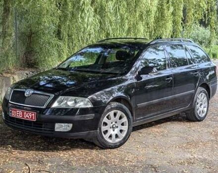 Черный Шкода Октавия, объемом двигателя 1.6 л и пробегом 280 тыс. км за 5400 $, фото 1 на Automoto.ua
