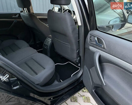 Черный Шкода Октавия, объемом двигателя 1.6 л и пробегом 203 тыс. км за 6300 $, фото 24 на Automoto.ua