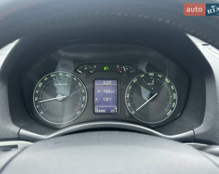 Черный Шкода Октавия, объемом двигателя 1.98 л и пробегом 259 тыс. км за 4999 $, фото 44 на Automoto.ua