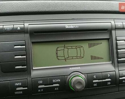 Черный Шкода Октавия, объемом двигателя 1.6 л и пробегом 350 тыс. км за 4800 $, фото 44 на Automoto.ua