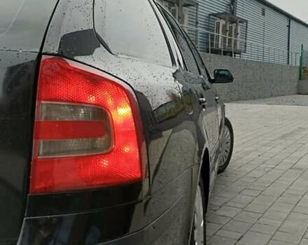 Черный Шкода Октавия, объемом двигателя 1.6 л и пробегом 350 тыс. км за 4800 $, фото 10 на Automoto.ua