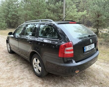 Черный Шкода Октавия, объемом двигателя 1.6 л и пробегом 220 тыс. км за 5450 $, фото 2 на Automoto.ua