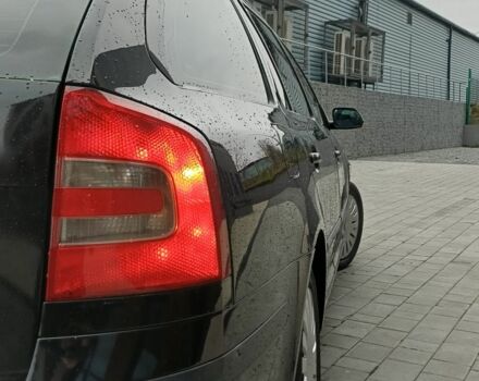 Черный Шкода Октавия, объемом двигателя 1.6 л и пробегом 350 тыс. км за 4800 $, фото 12 на Automoto.ua