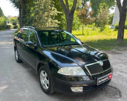 Черный Шкода Октавия, объемом двигателя 2 л и пробегом 241 тыс. км за 6290 $, фото 2 на Automoto.ua
