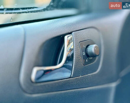 Чорний Шкода Октавія, об'ємом двигуна 1.6 л та пробігом 169 тис. км за 5599 $, фото 28 на Automoto.ua