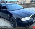 Черный Шкода Октавия, объемом двигателя 1.6 л и пробегом 220 тыс. км за 4750 $, фото 1 на Automoto.ua