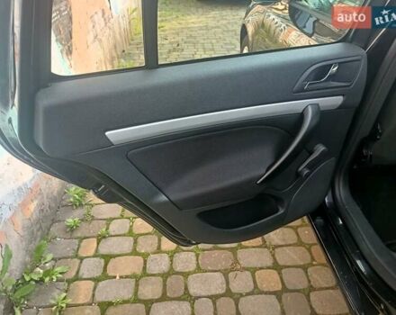 Черный Шкода Октавия, объемом двигателя 1.6 л и пробегом 240 тыс. км за 5650 $, фото 17 на Automoto.ua