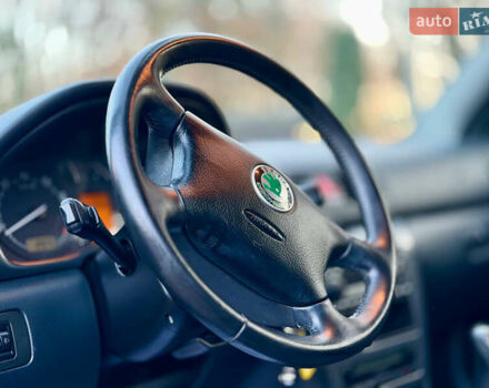 Чорний Шкода Октавія, об'ємом двигуна 1.6 л та пробігом 169 тис. км за 5599 $, фото 3 на Automoto.ua