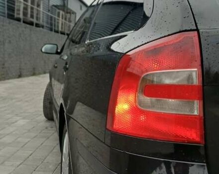 Черный Шкода Октавия, объемом двигателя 1.6 л и пробегом 350 тыс. км за 4800 $, фото 11 на Automoto.ua