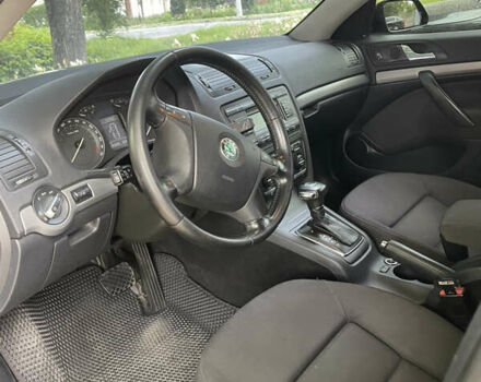 Черный Шкода Октавия, объемом двигателя 1.98 л и пробегом 250 тыс. км за 5850 $, фото 12 на Automoto.ua