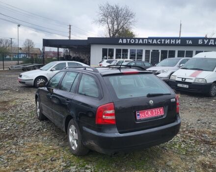 Черный Шкода Октавия, объемом двигателя 0 л и пробегом 160 тыс. км за 6850 $, фото 2 на Automoto.ua