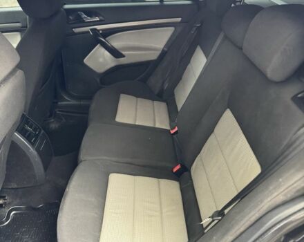 Черный Шкода Октавия, объемом двигателя 2 л и пробегом 278 тыс. км за 4650 $, фото 4 на Automoto.ua