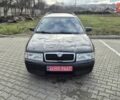 Черный Шкода Октавия, объемом двигателя 1.6 л и пробегом 217 тыс. км за 5700 $, фото 1 на Automoto.ua