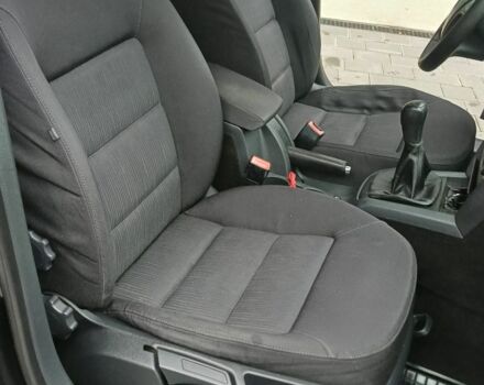 Черный Шкода Октавия, объемом двигателя 1.6 л и пробегом 350 тыс. км за 4800 $, фото 22 на Automoto.ua