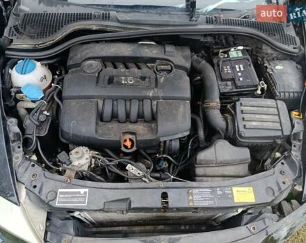 Черный Шкода Октавия, объемом двигателя 1.6 л и пробегом 210 тыс. км за 2000 $, фото 1 на Automoto.ua