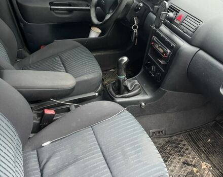 Черный Шкода Октавия, объемом двигателя 1.9 л и пробегом 319 тыс. км за 2700 $, фото 4 на Automoto.ua