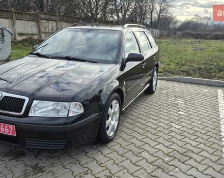 Черный Шкода Октавия, объемом двигателя 1.6 л и пробегом 217 тыс. км за 5700 $, фото 5 на Automoto.ua