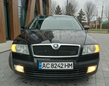 Черный Шкода Октавия, объемом двигателя 1.6 л и пробегом 350 тыс. км за 4800 $, фото 7 на Automoto.ua