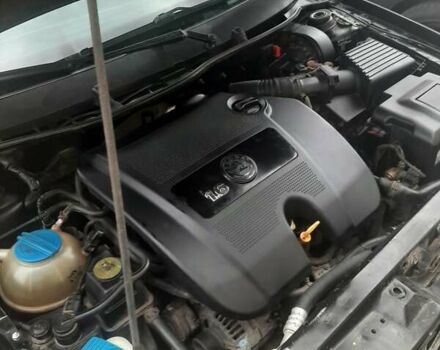 Черный Шкода Октавия, объемом двигателя 1.6 л и пробегом 420 тыс. км за 4900 $, фото 9 на Automoto.ua