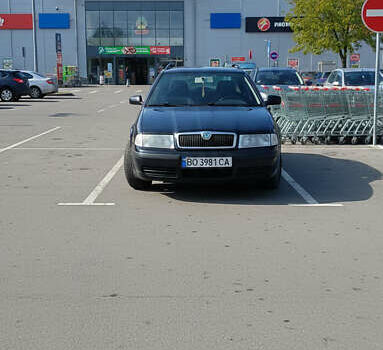 Черный Шкода Октавия, объемом двигателя 1.6 л и пробегом 420 тыс. км за 4900 $, фото 1 на Automoto.ua