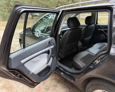 Черный Шкода Октавия, объемом двигателя 1.6 л и пробегом 220 тыс. км за 5450 $, фото 9 на Automoto.ua