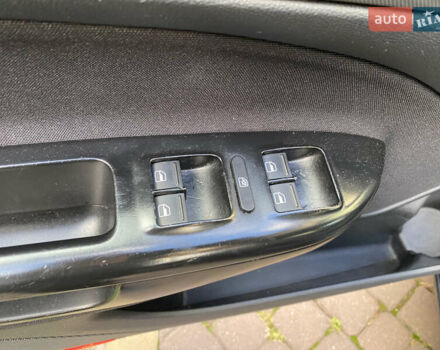 Черный Шкода Октавия, объемом двигателя 1.6 л и пробегом 210 тыс. км за 6500 $, фото 15 на Automoto.ua