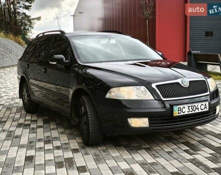 Черный Шкода Октавия, объемом двигателя 1.6 л и пробегом 268 тыс. км за 5300 $, фото 4 на Automoto.ua