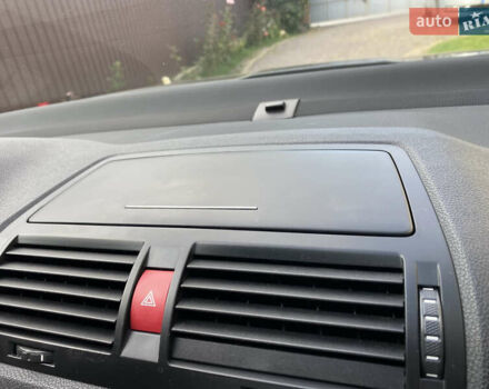 Черный Шкода Октавия, объемом двигателя 1.6 л и пробегом 210 тыс. км за 6500 $, фото 9 на Automoto.ua