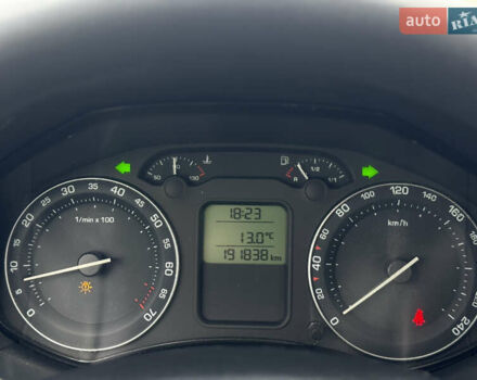 Черный Шкода Октавия, объемом двигателя 1.6 л и пробегом 193 тыс. км за 6200 $, фото 36 на Automoto.ua