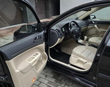 Черный Шкода Октавия, объемом двигателя 1.6 л и пробегом 256 тыс. км за 6300 $, фото 12 на Automoto.ua