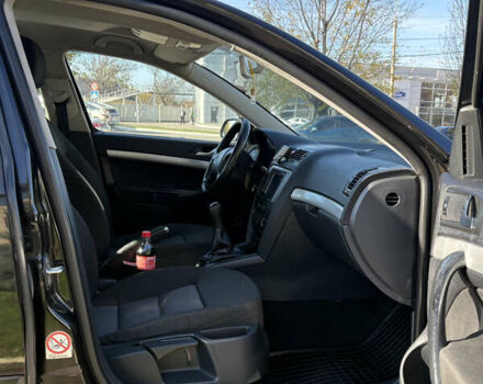 Чорний Шкода Октавія, об'ємом двигуна 1.6 л та пробігом 208 тис. км за 5999 $, фото 28 на Automoto.ua