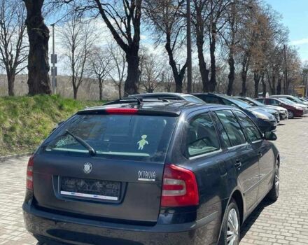 Черный Шкода Октавия, объемом двигателя 1.9 л и пробегом 300 тыс. км за 2550 $, фото 1 на Automoto.ua