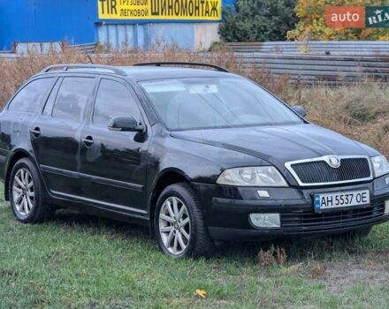 Черный Шкода Октавия, объемом двигателя 1.6 л и пробегом 313 тыс. км за 3500 $, фото 1 на Automoto.ua