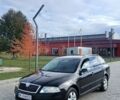 Черный Шкода Октавия, объемом двигателя 2 л и пробегом 302 тыс. км за 5850 $, фото 1 на Automoto.ua
