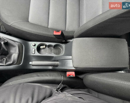 Черный Шкода Октавия, объемом двигателя 1.6 л и пробегом 251 тыс. км за 5800 $, фото 32 на Automoto.ua