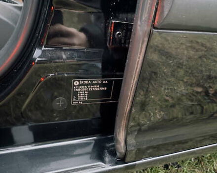 Чорний Шкода Октавія, об'ємом двигуна 1.6 л та пробігом 248 тис. км за 8300 $, фото 8 на Automoto.ua