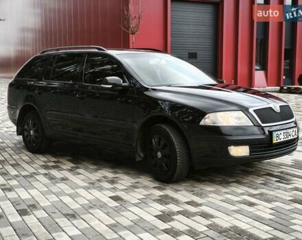 Черный Шкода Октавия, объемом двигателя 1.6 л и пробегом 268 тыс. км за 5300 $, фото 3 на Automoto.ua