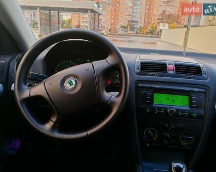 Черный Шкода Октавия, объемом двигателя 1.6 л и пробегом 258 тыс. км за 6200 $, фото 20 на Automoto.ua
