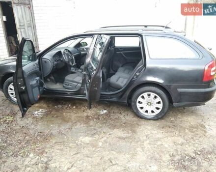 Черный Шкода Октавия, объемом двигателя 1.6 л и пробегом 265 тыс. км за 6850 $, фото 2 на Automoto.ua