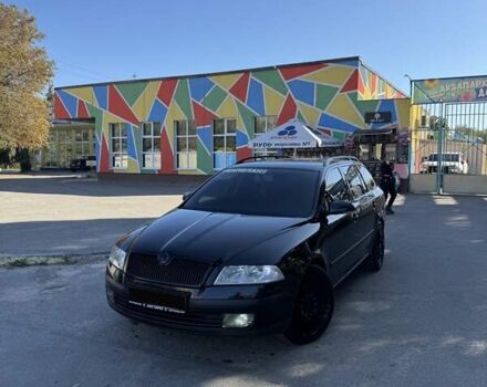 Черный Шкода Октавия, объемом двигателя 1.6 л и пробегом 234 тыс. км за 6500 $, фото 12 на Automoto.ua