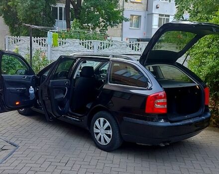 Черный Шкода Октавия, объемом двигателя 2 л и пробегом 314 тыс. км за 6300 $, фото 9 на Automoto.ua